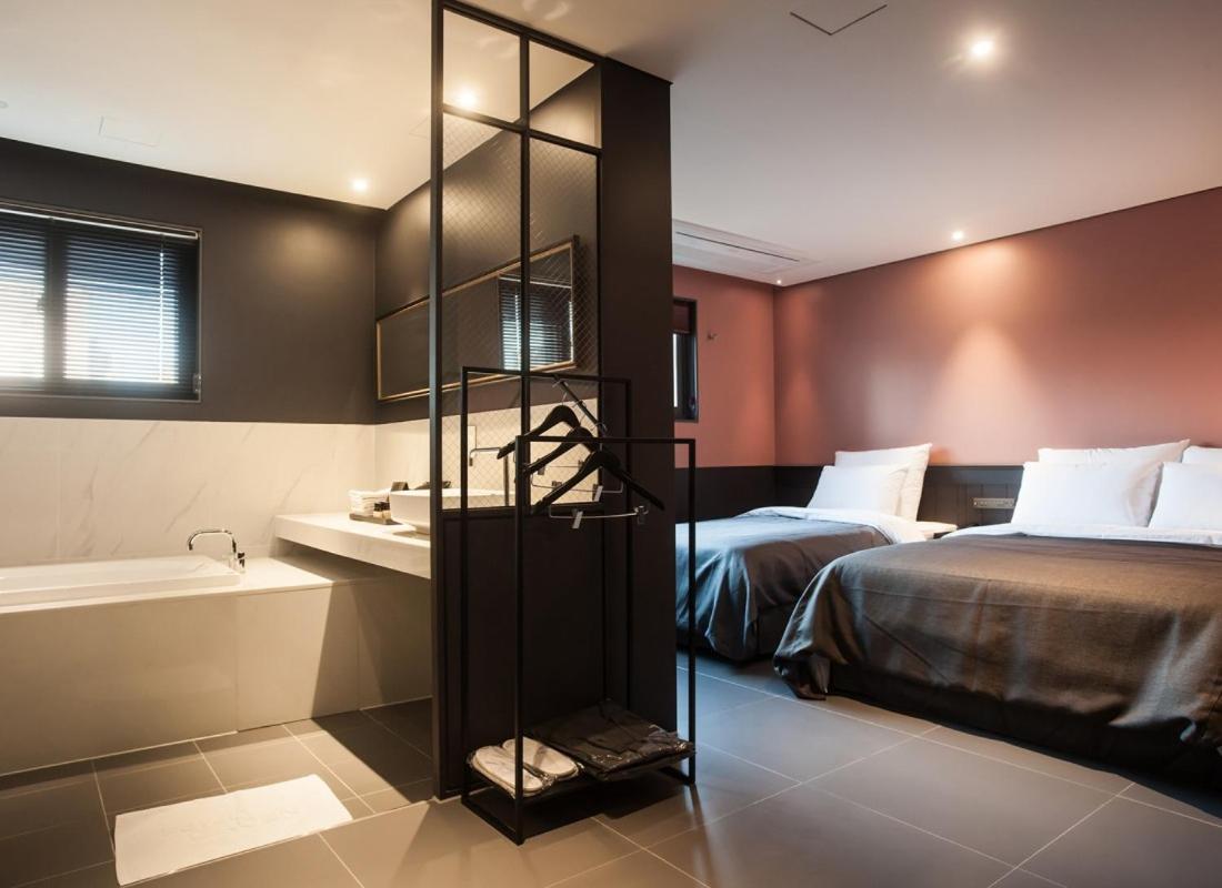Hotel Gaden Suwon Exterior photo